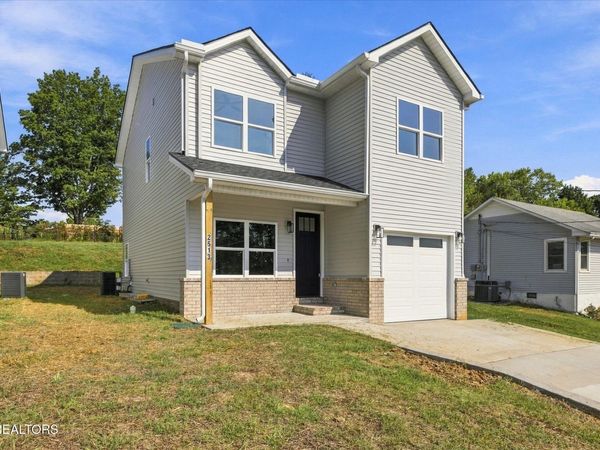 2513 Bernhurst Drive, Knoxville, TN 37918