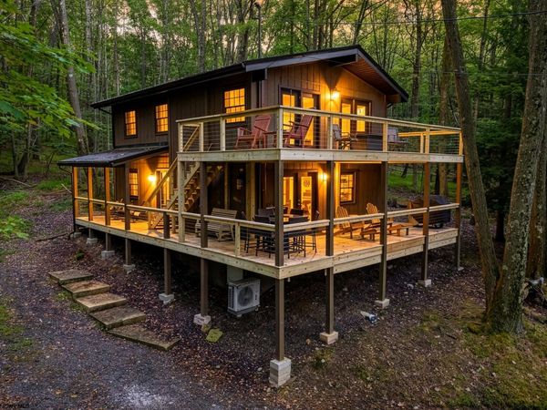 76 Arbutus Court, Terra Alta, WV 26764