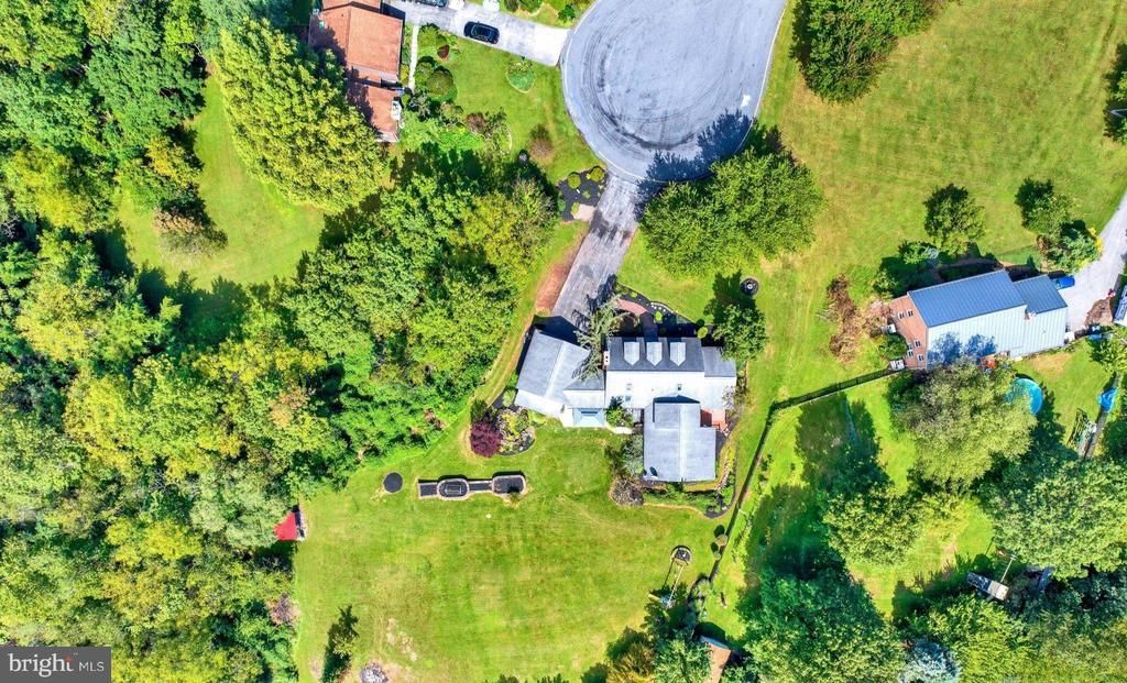18 ARBOR ROAD, MOHNTON, PA 19540