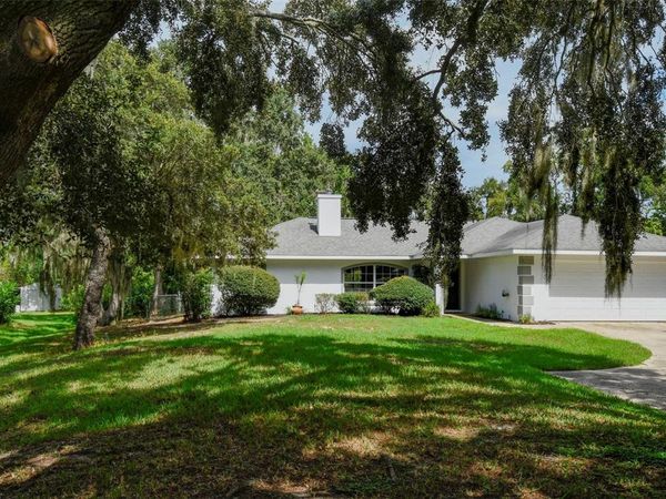 12525 PINE GLEN DRIVE, LEESBURG, FL 34788