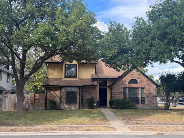 306 Applewood DR, Pflugerville, TX 78660