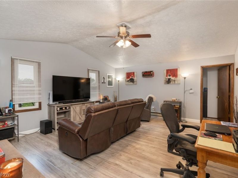 4214 Meadow Lane, Lorain, OH 44055 Photo 12
