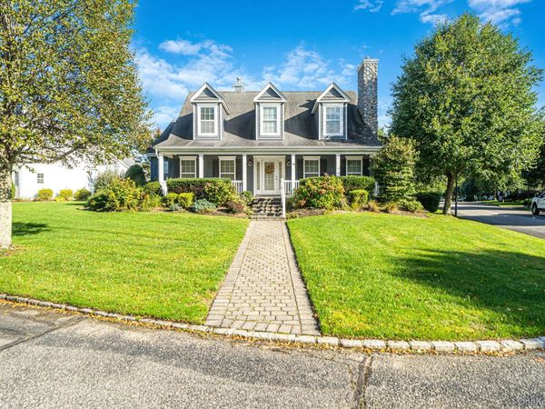 29 Golden Spruce Drive , Calverton, NY 11933