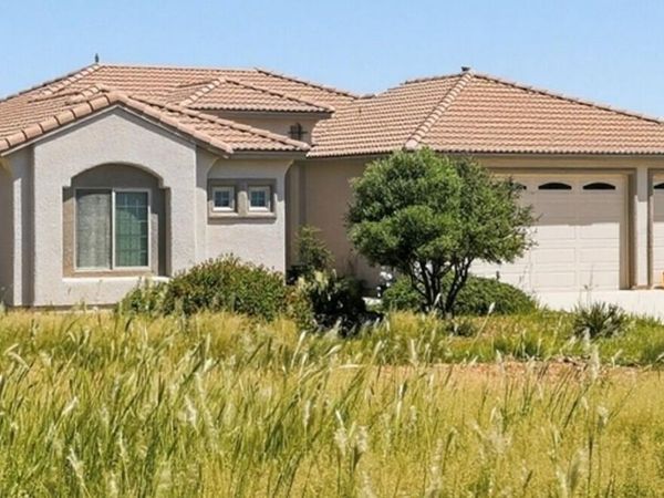6775 E BIG SPUR Court, Hereford, AZ 85615