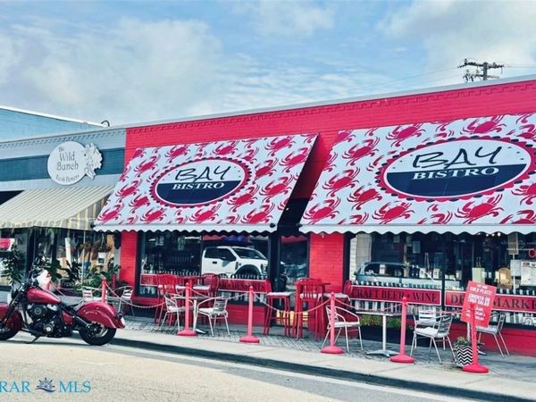 10 N Main Street , Kilmarnock, VA 22482