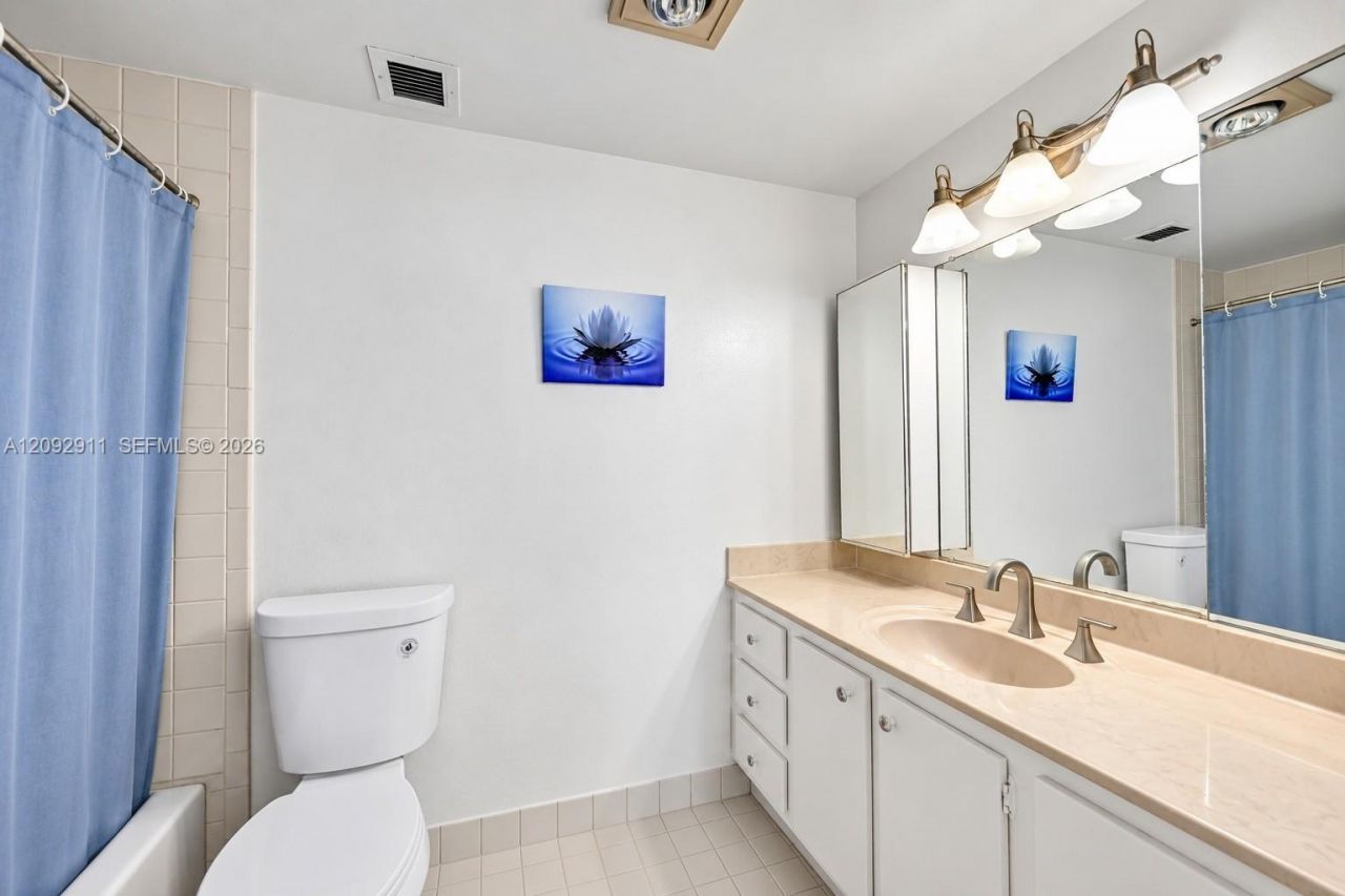 919 Hillcrest Dr , Unit 401, Hollywood, FL 33021 Photo