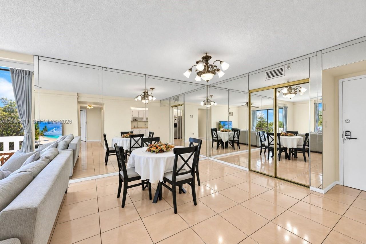 919 Hillcrest Dr , Unit 401, Hollywood, FL 33021 Photo