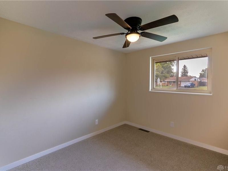 908 Pool Avenue, Vandalia, OH 45377 Photo 14