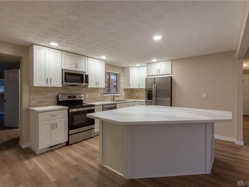 908 Pool Avenue, Vandalia, OH 45377 Photo 7