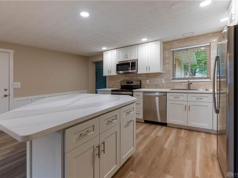 908 Pool Avenue, Vandalia, OH 45377 Photo 8