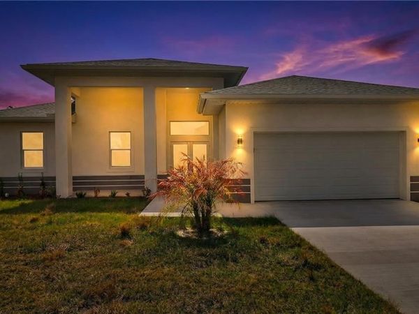 442 Mercedes CT , LEHIGH ACRES, FL 33972