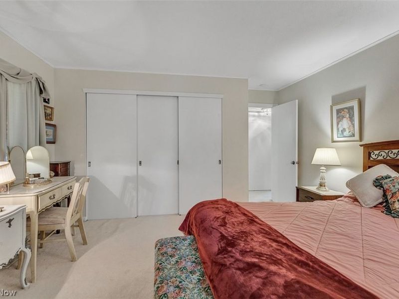 6985 Carriage Hill Drive, Unit 103, Brecksville, OH 44141 Photo 12