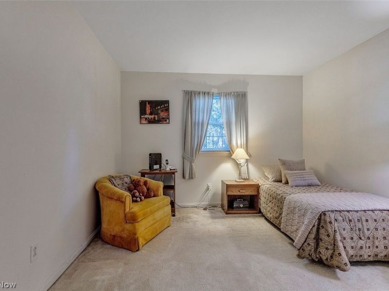 6985 Carriage Hill Drive, Unit 103, Brecksville, OH 44141 Photo 13