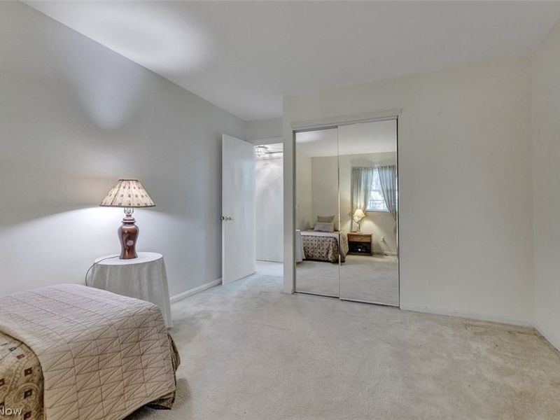 6985 Carriage Hill Drive, Unit 103, Brecksville, OH 44141 Photo 14