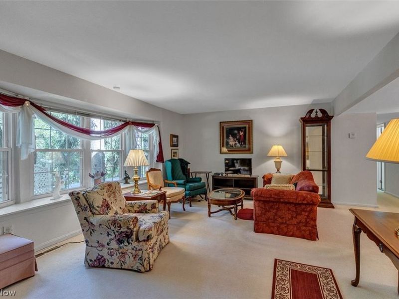 6985 Carriage Hill Drive, Unit 103, Brecksville, OH 44141 Photo 5