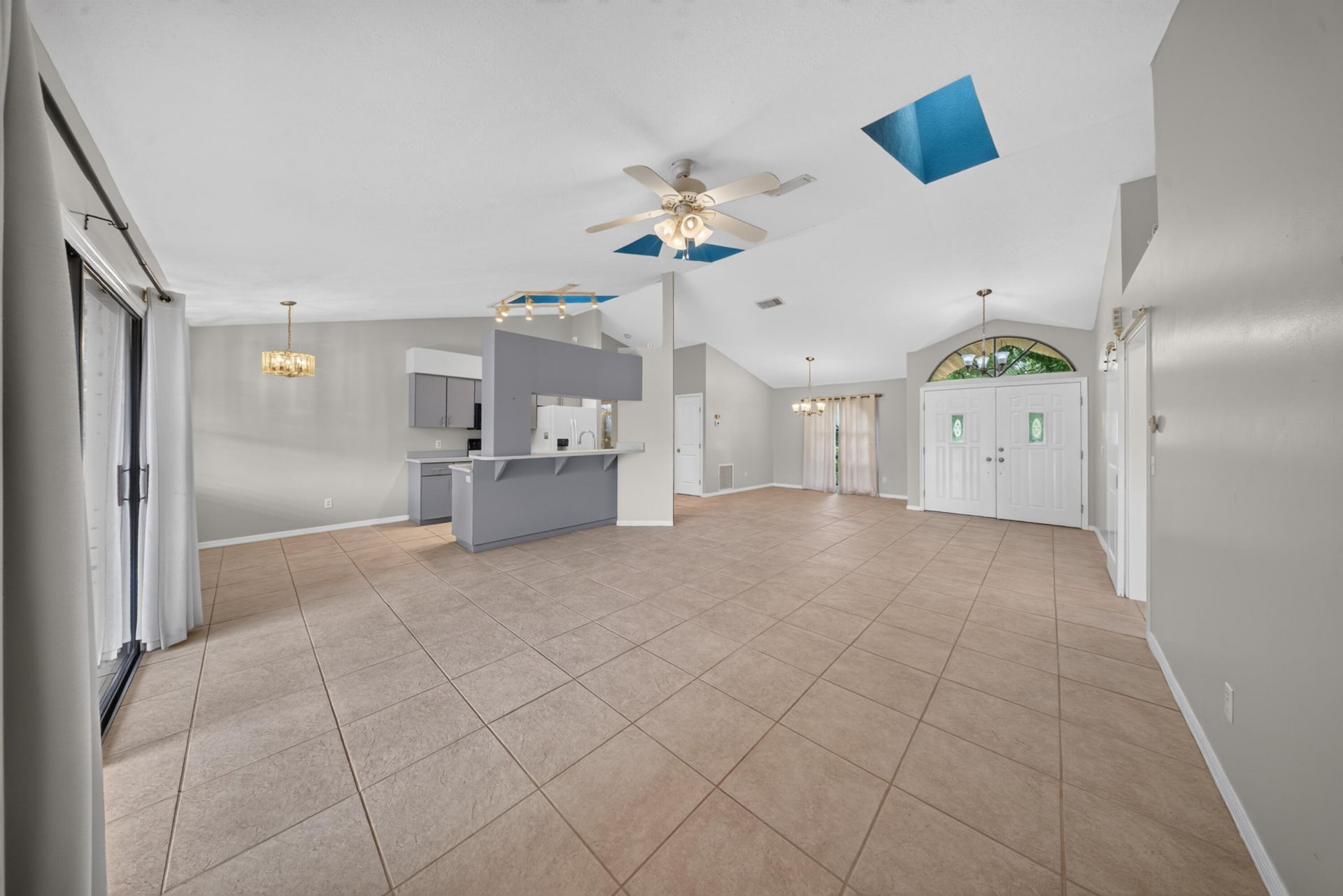 1957 SE Dranson Circle, Port Saint Lucie, FL 34952 Photo