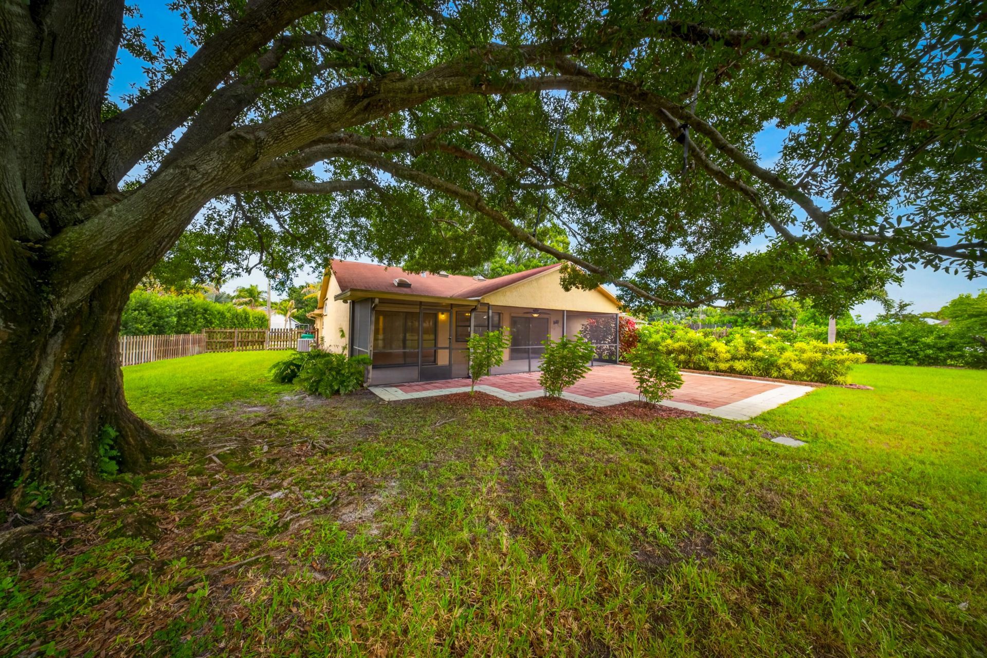 1957 SE Dranson Circle, Port Saint Lucie, FL 34952 Photo