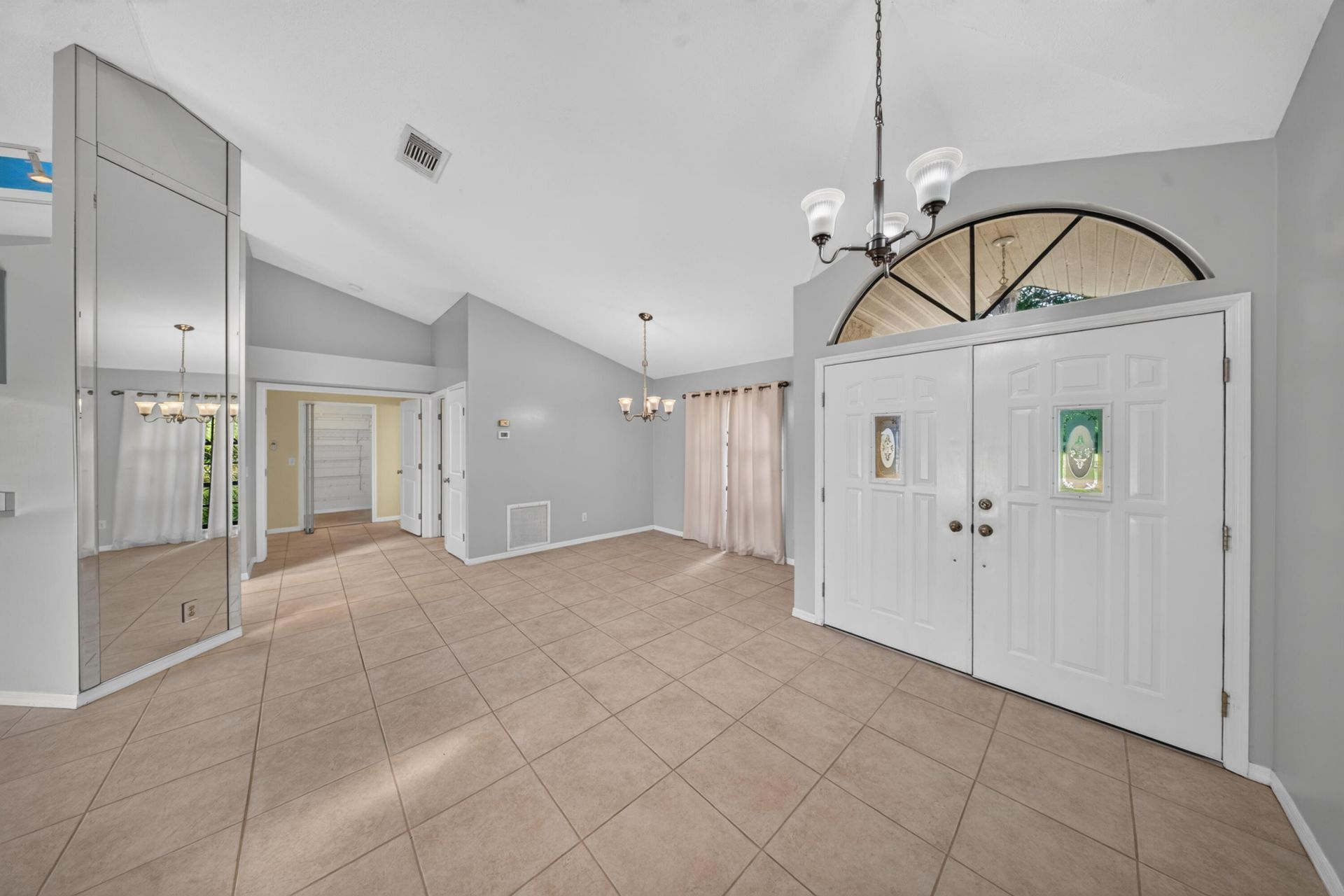 1957 SE Dranson Circle, Port Saint Lucie, FL 34952 Photo