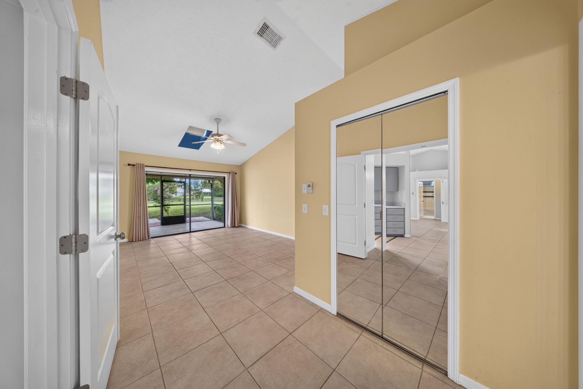 1957 SE Dranson Circle, Port Saint Lucie, FL 34952 Photo