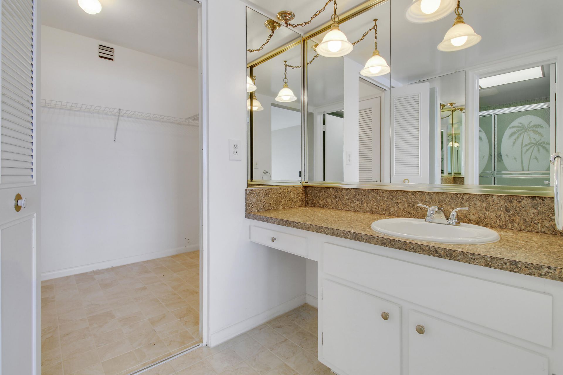 60 Yacht Club Drive, Unit 103, North Palm Beach, FL 33408 Photo