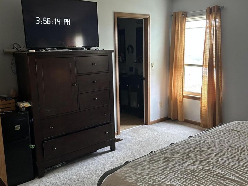 1065 E Margate Circle, London, OH 43140 Photo 17