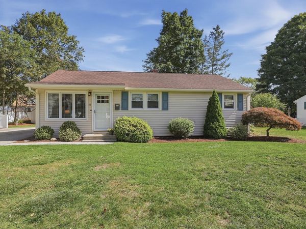 49 Wheelock Street, Oxford, MA 01540