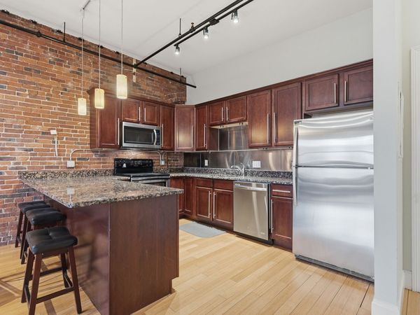 61 Market St, Unit 3A, Lowell, MA 01852