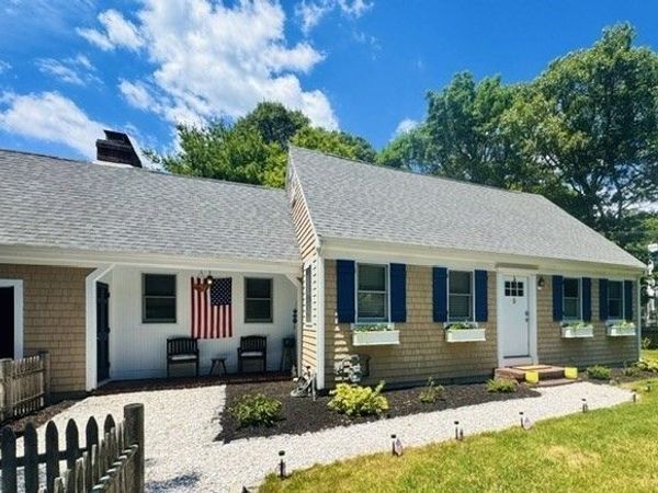 55 Deerfield Rd, Barnstable, MA 02655