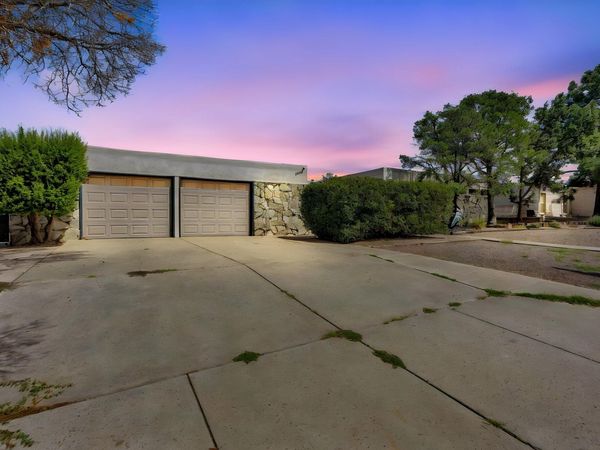 8901 Osuna Road NE, Albuquerque, NM 87111