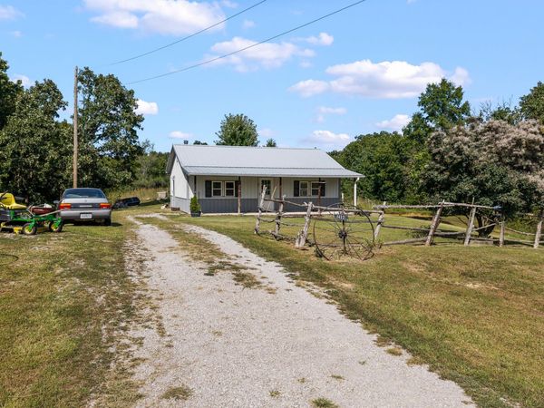 1412 County Road 261 , Auxvasse, MO 65231