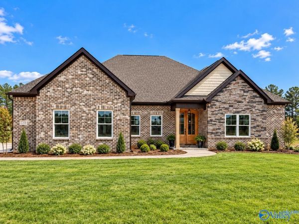 24581 Panther Branch Circle, Athens, AL 35613
