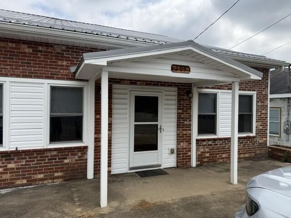 109 Collie ST , Chatham, VA 24531