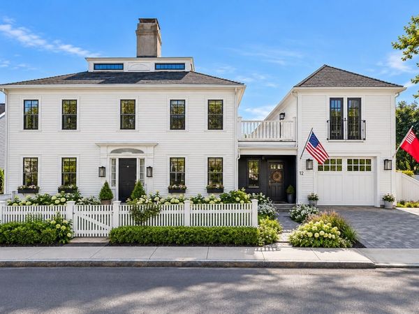 12 Bennett Street, Manchester, MA 01944