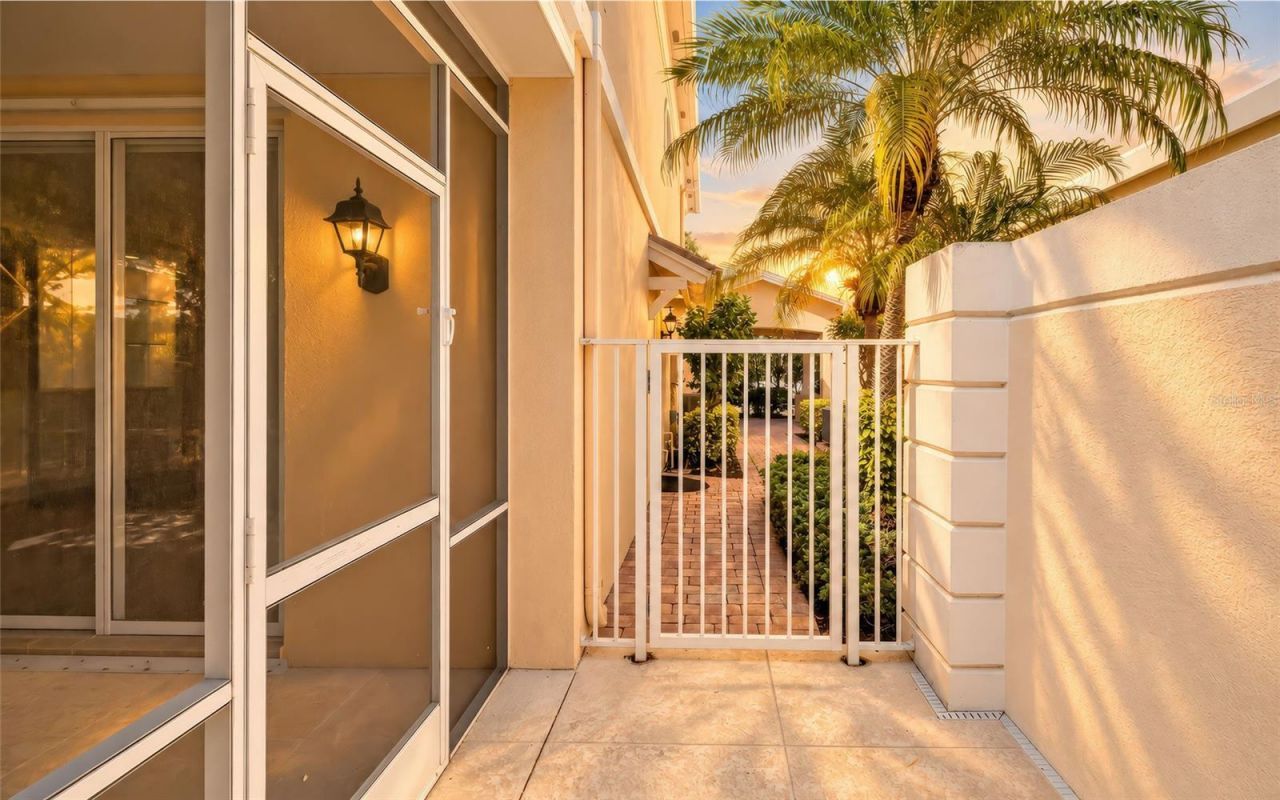 7632 Bergamo Avenue , Sarasota, FL 34238 Photo