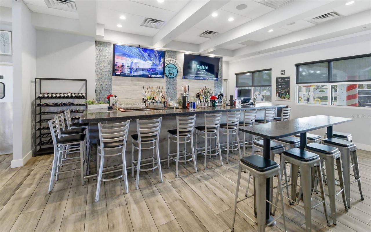 7632 Bergamo Avenue , Sarasota, FL 34238 Photo