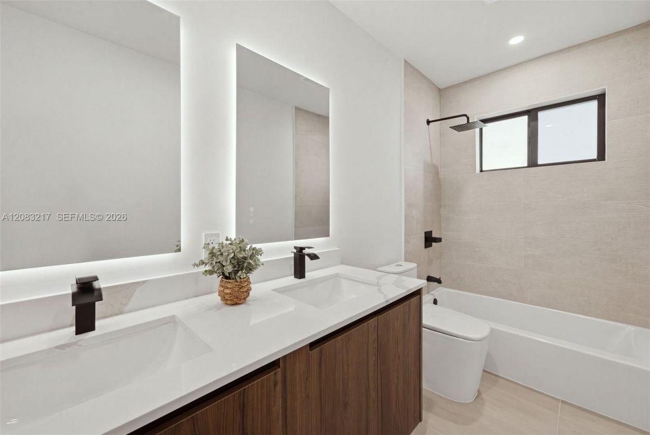 5309 Hayes St, Hollywood, FL 33021 Photo