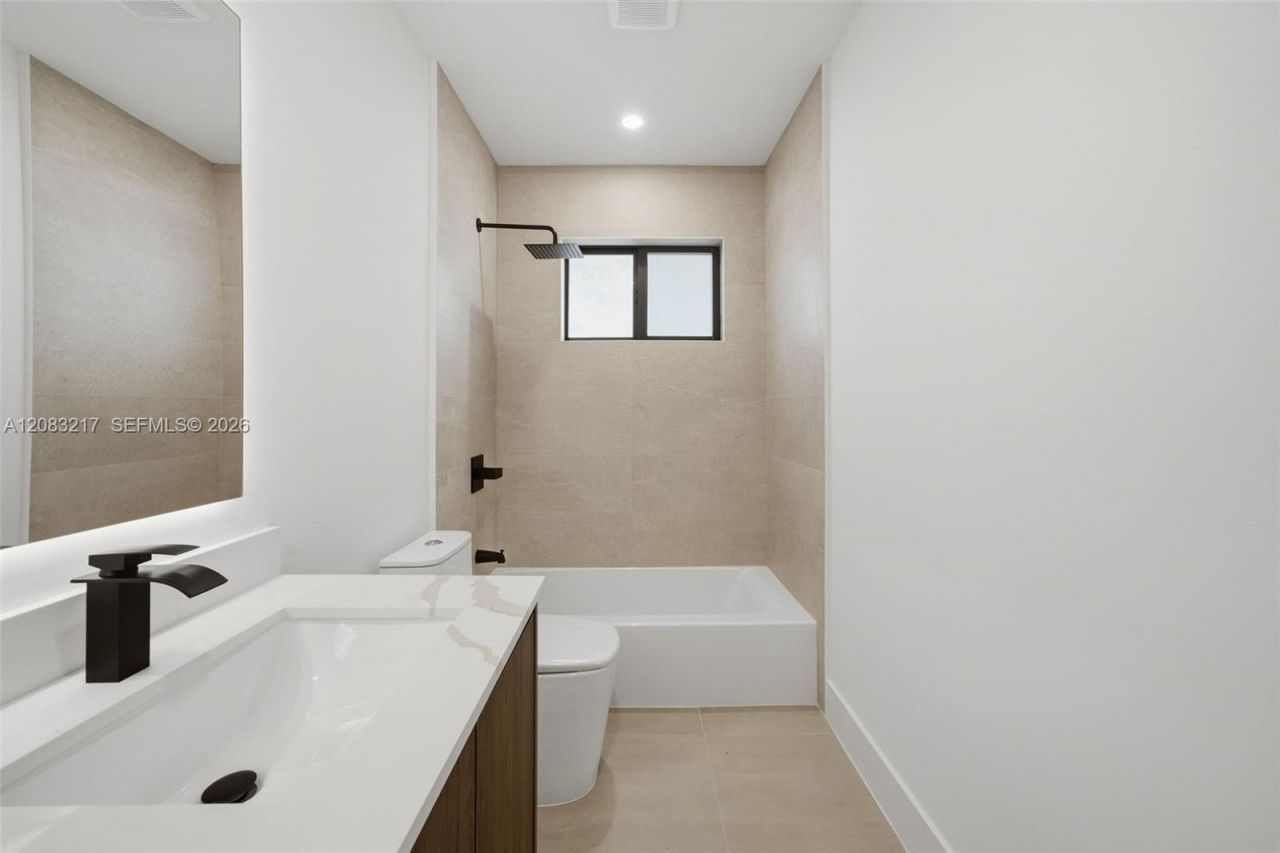 5309 Hayes St, Hollywood, FL 33021 Photo