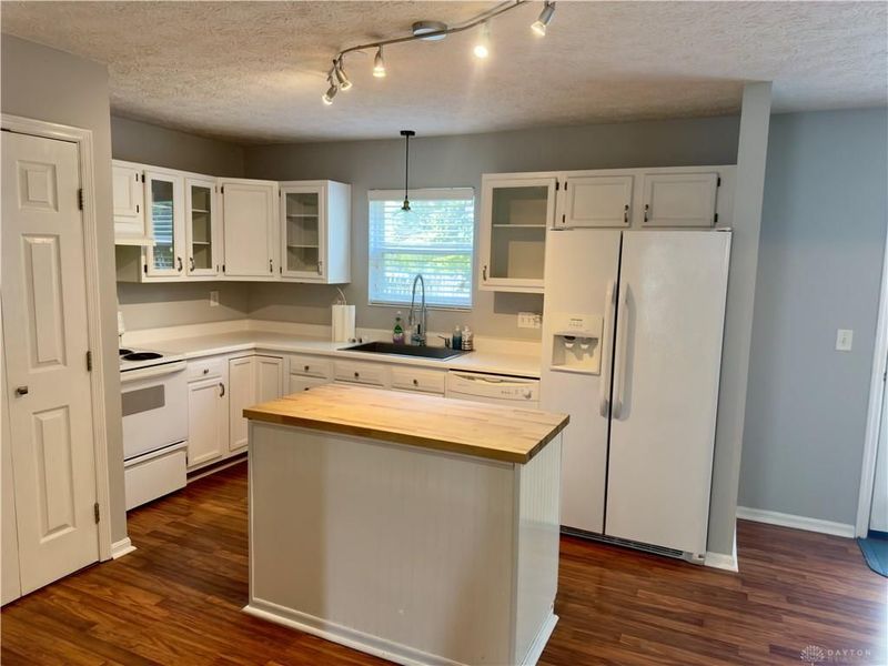 5251 Mallet Club Drive, Dayton, OH 45439 Photo 9