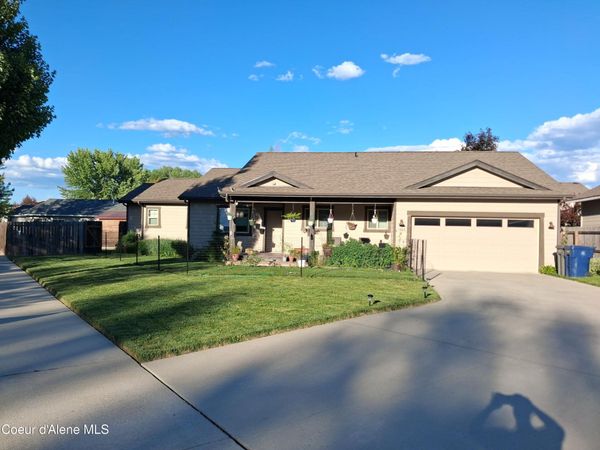 1206 Honeysuckle AVE , Sandpoint, ID 83864