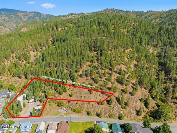 204 E Riverside Ave E, Kellogg, ID 83837