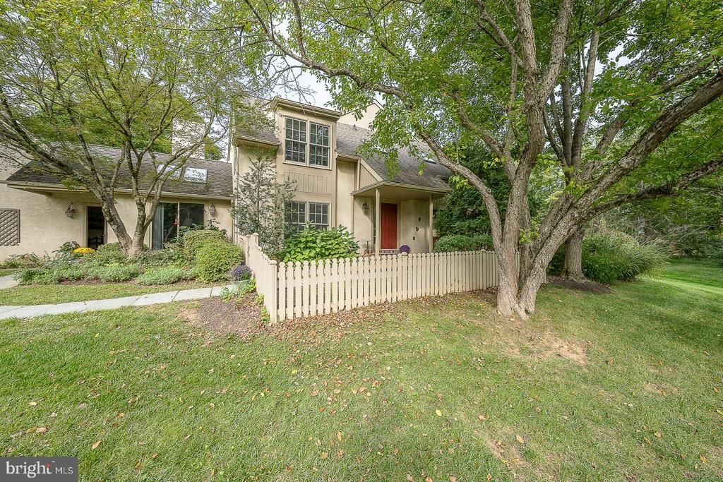 431 CHANDLEE DR, BERWYN, PA 19312