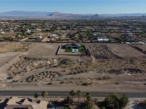 336 E Paradise Hills Drive, Henderson, NV 89002