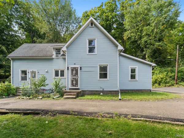 369 Route 17 , Unit Apt A, Tuxedo Park, NY 10987