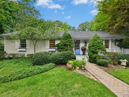 111 Red Oak Court Port Jefferson, NY 11777