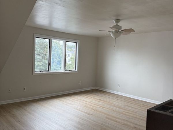 105 George St, Unit 3, Fall River, MA 02720