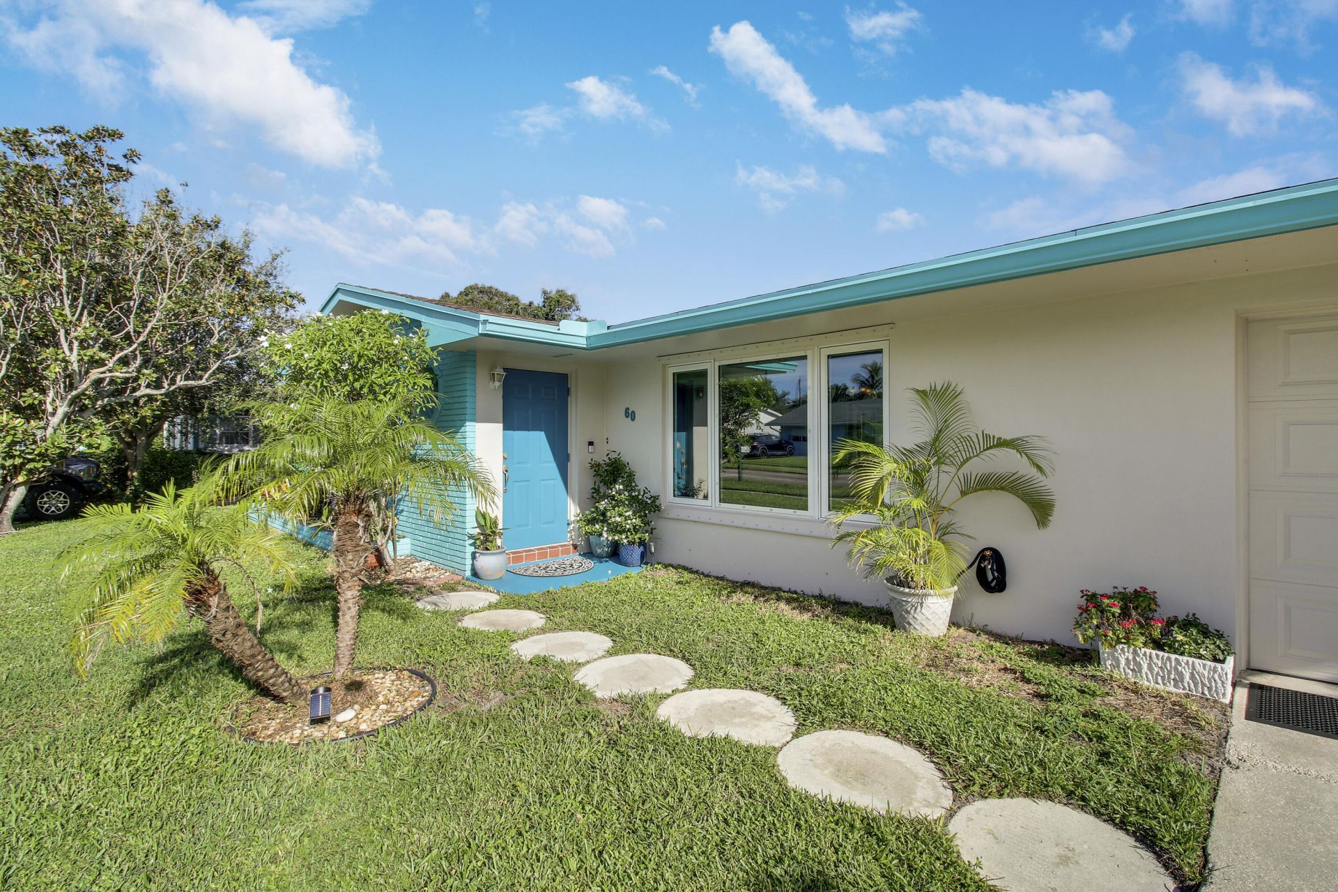 60 Camelia Circle, Tequesta, FL 33469 Photo