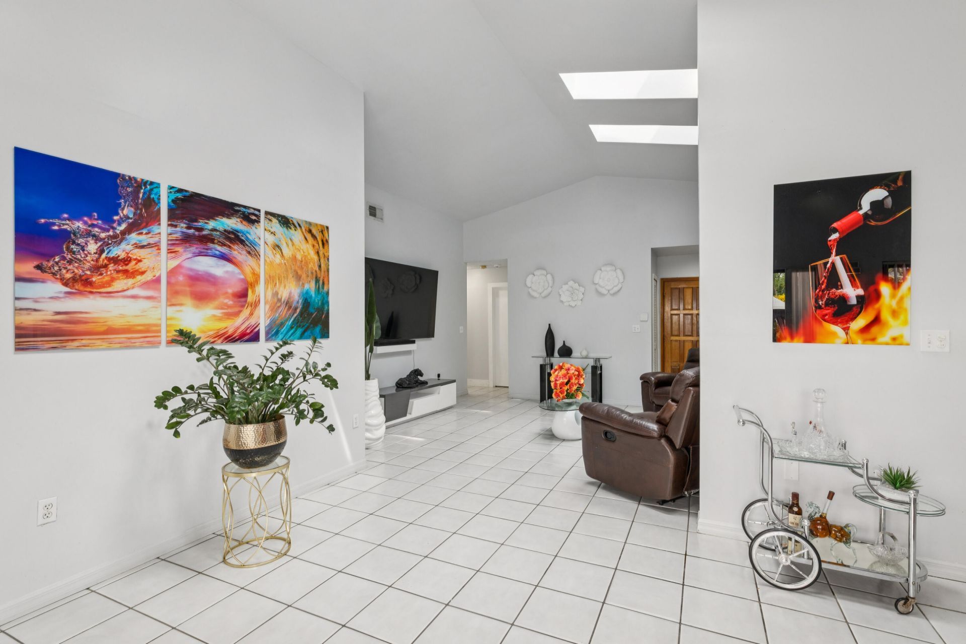 8738 NW 150th Terrace, Miami Lakes, FL 33018 Photo