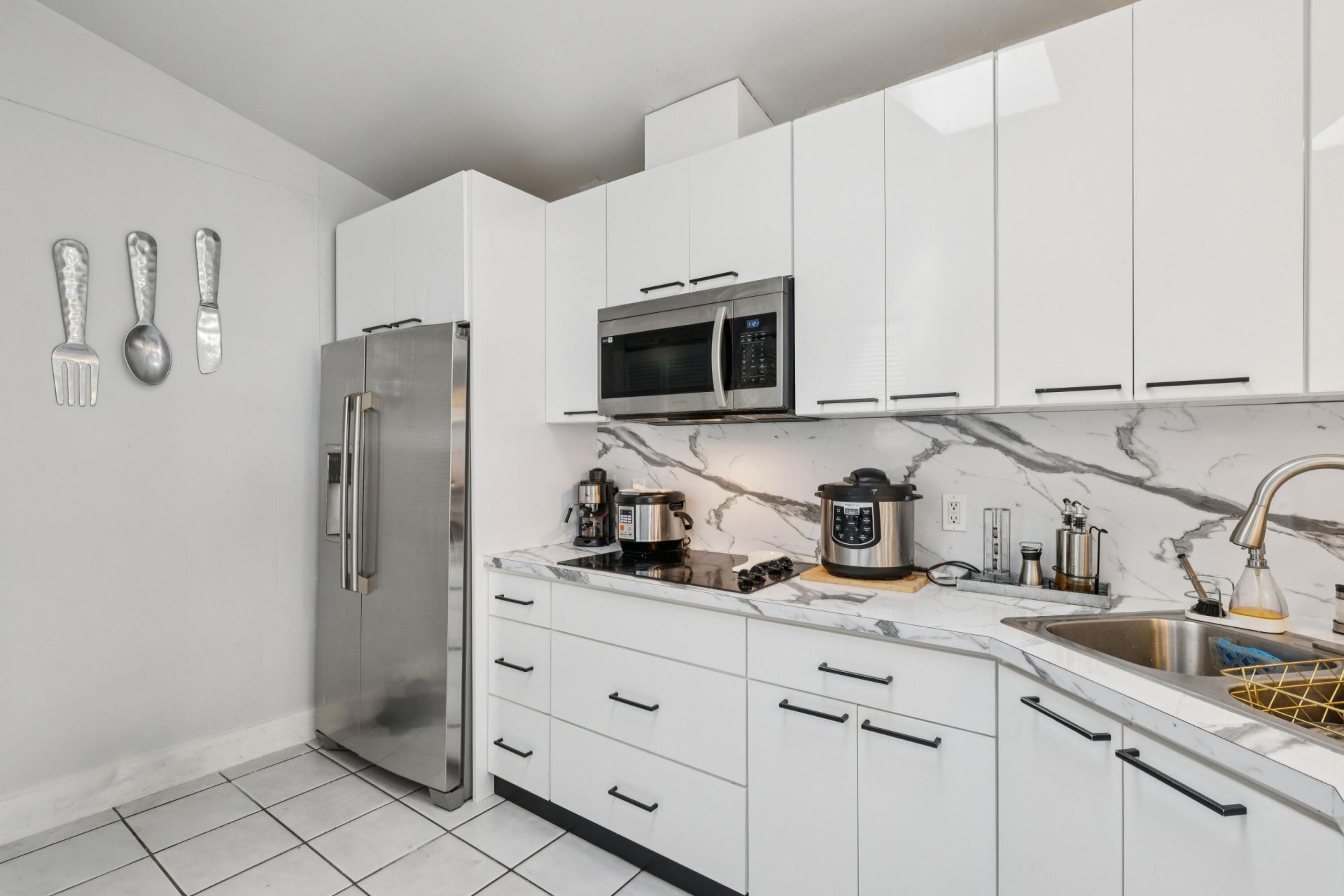 8738 NW 150th Terrace, Miami Lakes, FL 33018 Photo