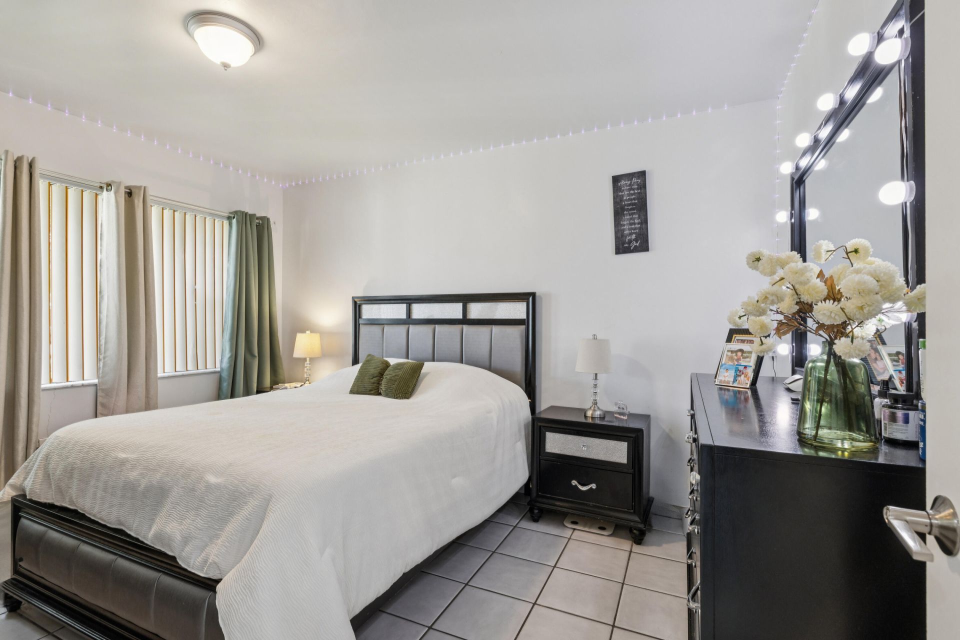 8738 NW 150th Terrace, Miami Lakes, FL 33018 Photo