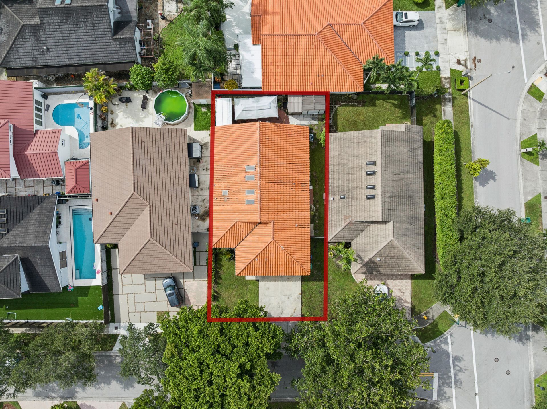 8738 NW 150th Terrace, Miami Lakes, FL 33018 Photo